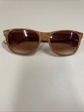 Crush Brooklyn wood grain sunglasses
